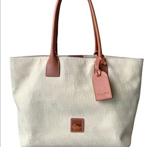 Dooney Bourke, Small Shopper